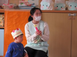 2月の誕生会ありました(乳児)